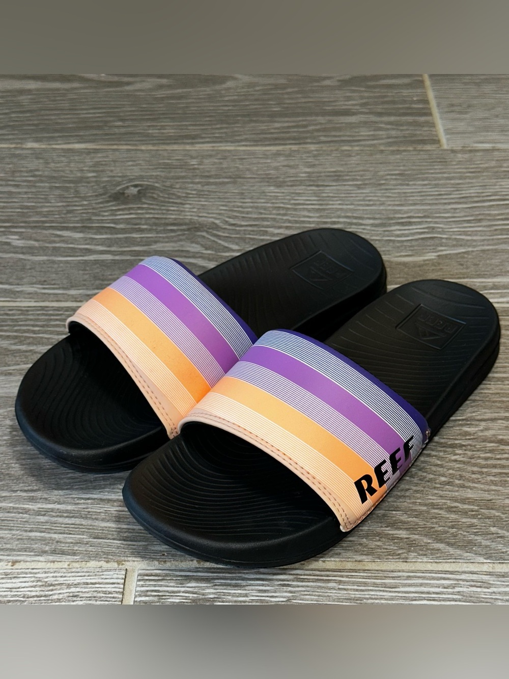 REEF Women's One Slide Sandals Retro Stripes Black Purple Orange Size 7 Beach